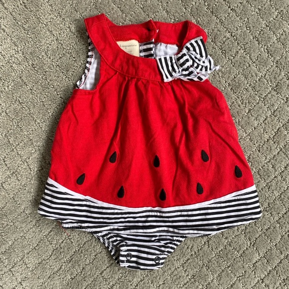 0-3 months watermelon bubble - Picture 1 of 1